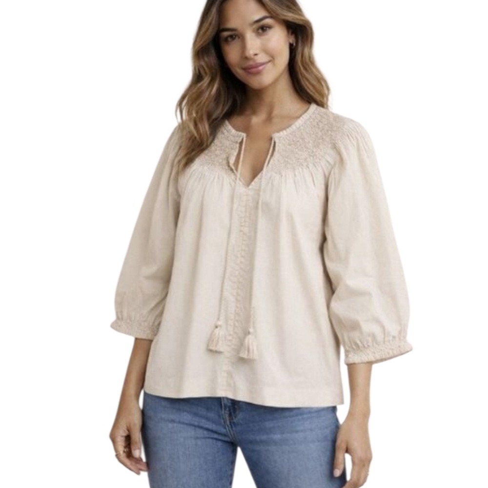 Evereve M Julietta Smocked Peasant Cream Blouse Boho Chic Top
